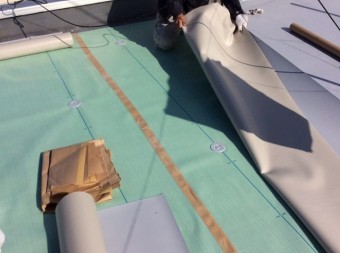 機械固定工法