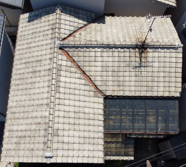 ドローンによる屋根全景