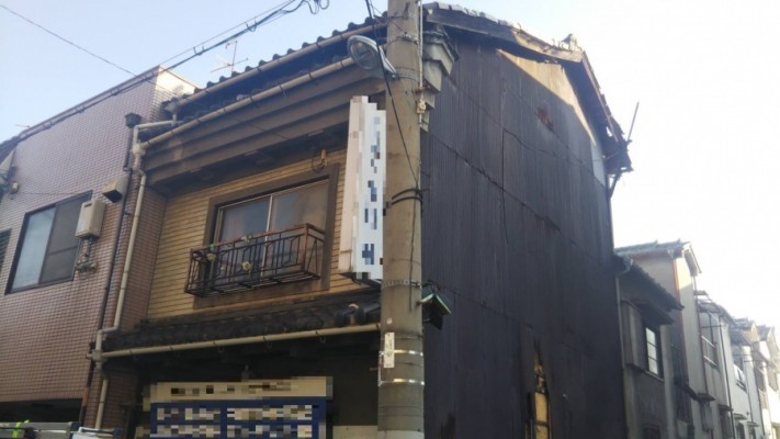 屋根応急処置されるお宅