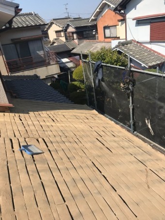 瓦撤去後の垂木