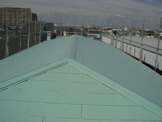 屋根 塗装完了