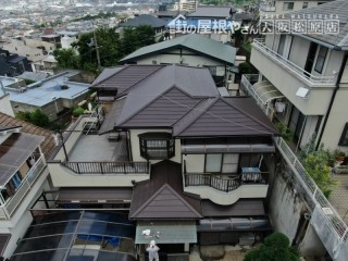 ガルバリウム金属屋根