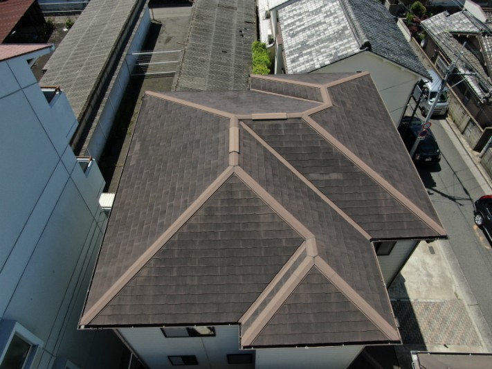 ドローンで撮影したカラーベストの全体