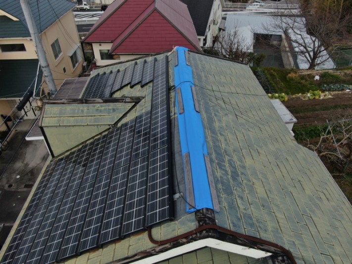 屋根の棟板金