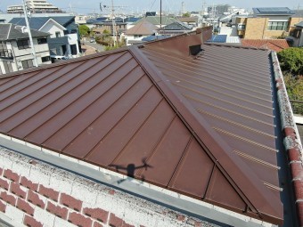陸屋根部分に施工された金属屋根
