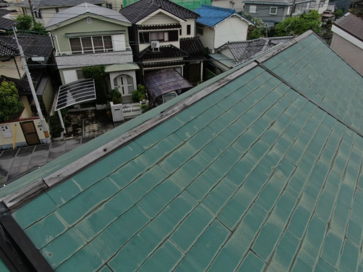 強風による板金が飛んだ