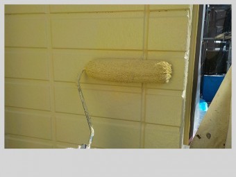 外壁の上塗り