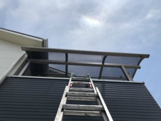 ベランダの屋根