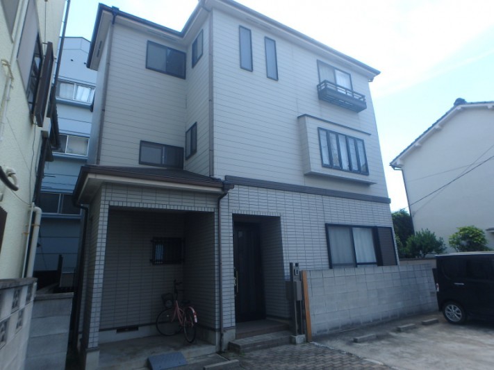 屋根のドローン点検