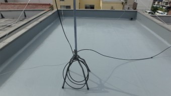 屋上の塩ビシート防水の塗装