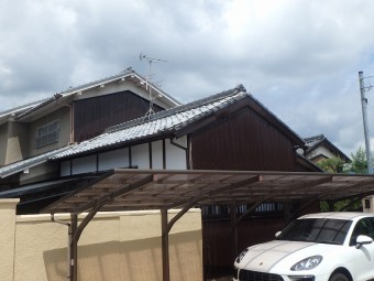 農家の家 トタン塗装
