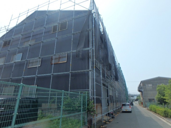 工場の屋根葺き替え