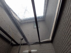 パネル破損