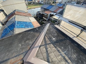 ガルバリウム鋼板板金