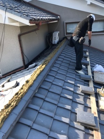 土で高さ調節