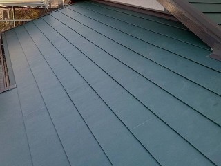 屋根葺き替え後の屋根全体