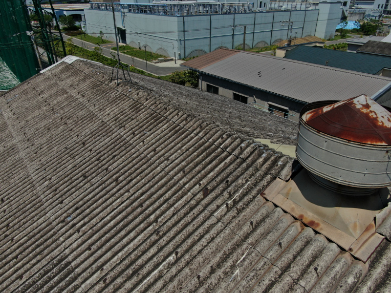 スレート屋根を金属屋根カバー工法