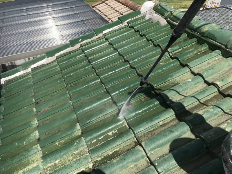 屋根補修工事１